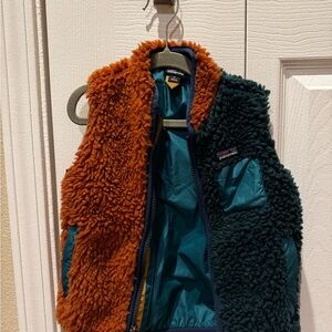 Patagonia Teal and Orange Fleece Jacket